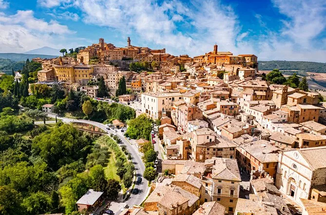 Tuscany in One Day: Val d'Orcia, Wine & Lunch